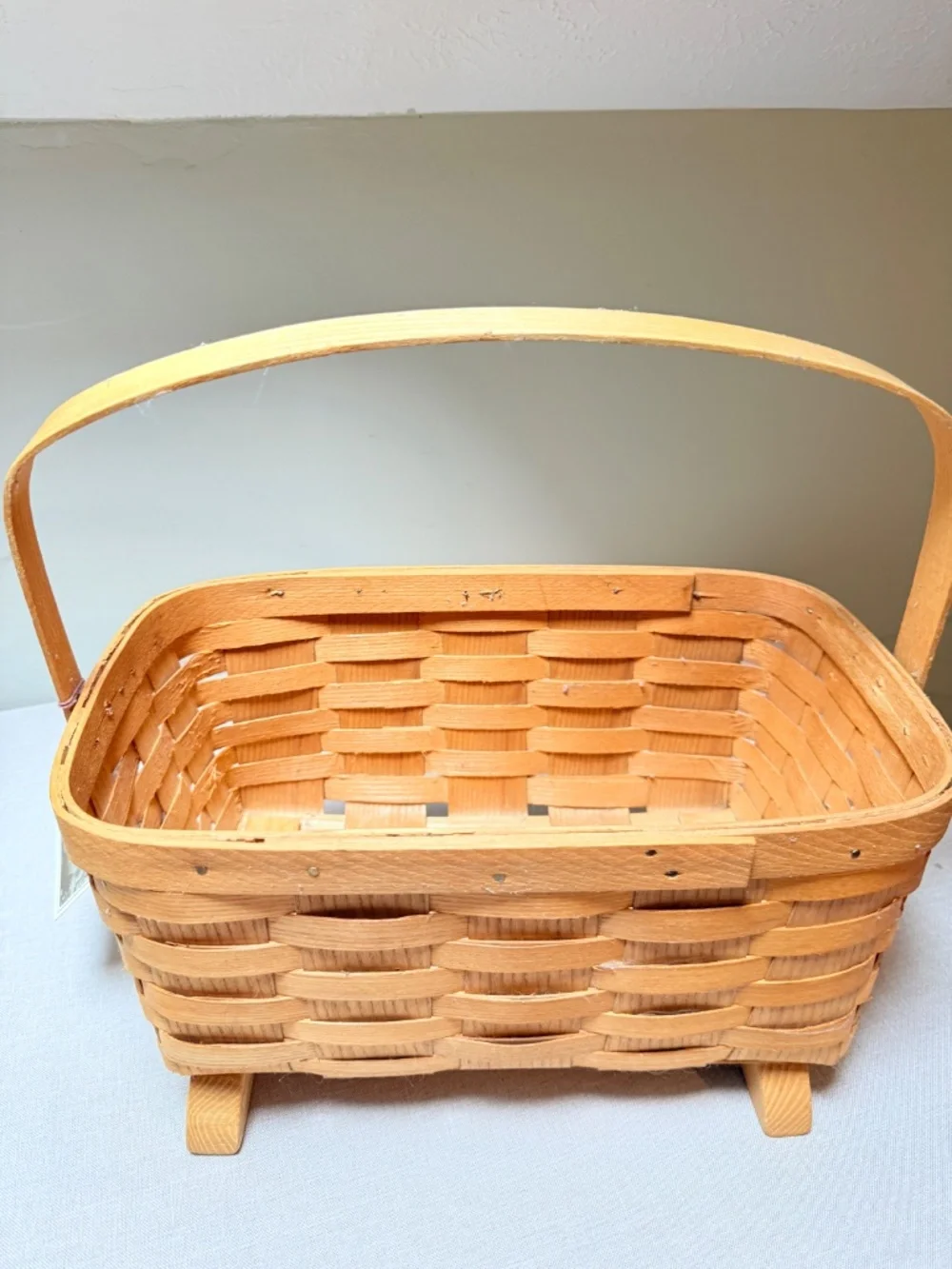 Vintage Peterboro Basket Company Small Footed Magazine Hearth Fireside Basket